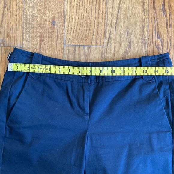 Ann Taylor Loft Black Shorts Size 2  EUC - Picture 6 of 10